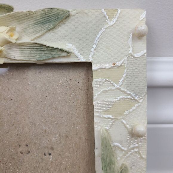 FLORAL 3D Embellished Floral & Pearl Ceramic Photo Picture Frame - Picture 3 of 14